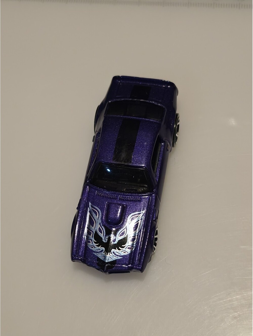 Hot Wheels 1970 Pontiac Firebird Trans Am 1:64 Purple Diecast 2011